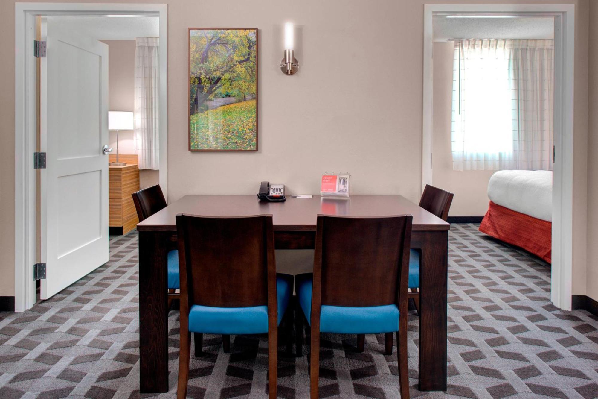 Towneplace Suites By Marriott Parkersburg Εξωτερικό φωτογραφία